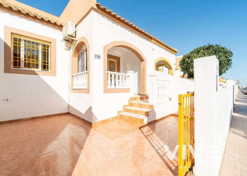 Terraced house - Resale - Torrevieja - Torrevieja
