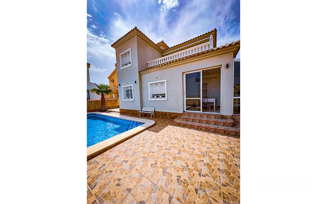 Villa - Verkauf - Orihuela Costa - RECOL12  CH203