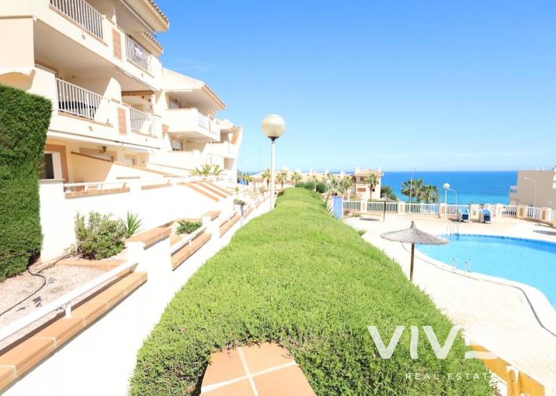 Wohnung - Verkauf - Orihuela Costa - Campoamor
