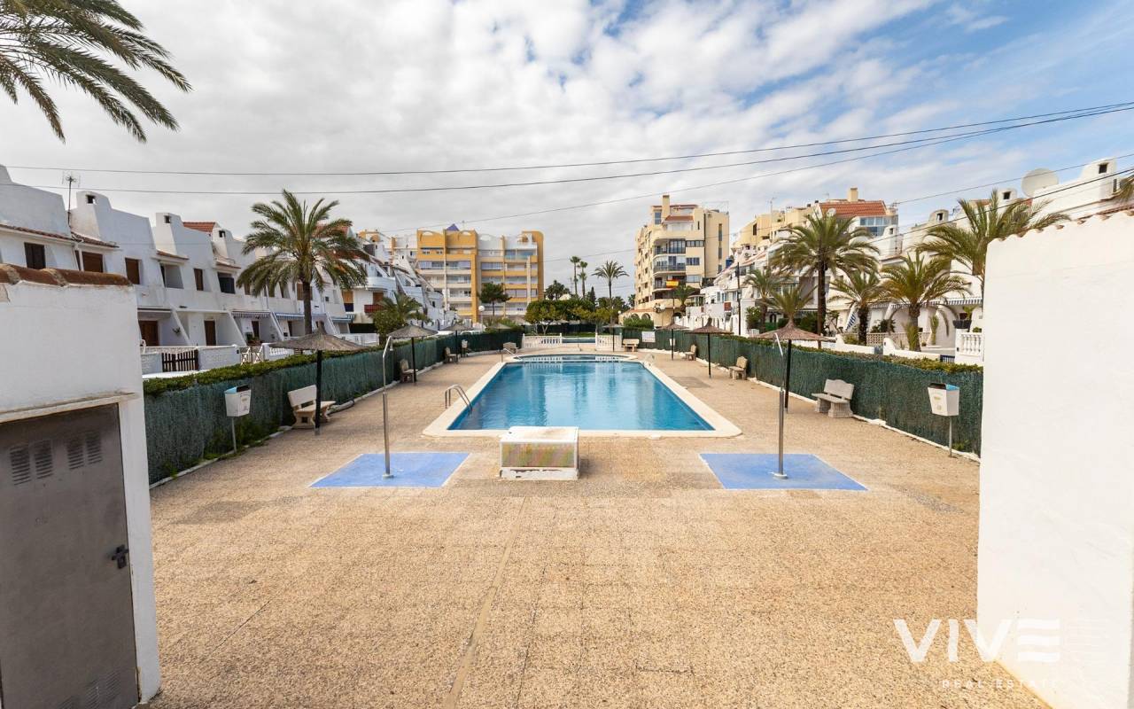 Wohnung - Verkauf - Torrevieja - PRI-47224