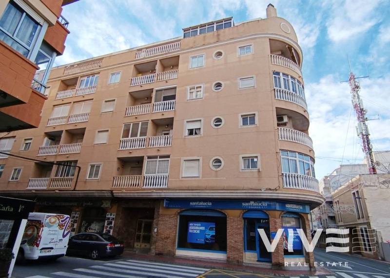 Wohnung - Verkauf - Torrevieja - Torrevieja