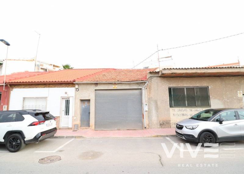 Villa - Segunda mano - Torrevieja - Acequion