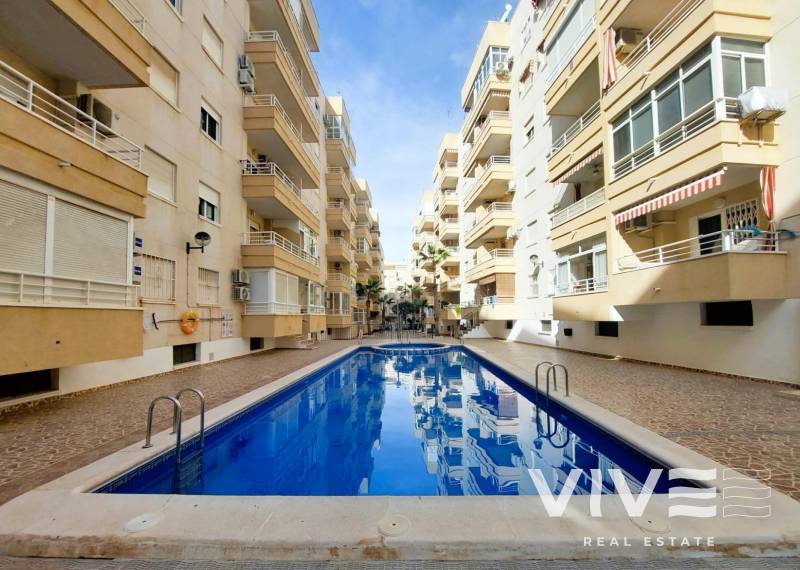 Wohnung - Verkauf - Torrevieja - Torrevieja