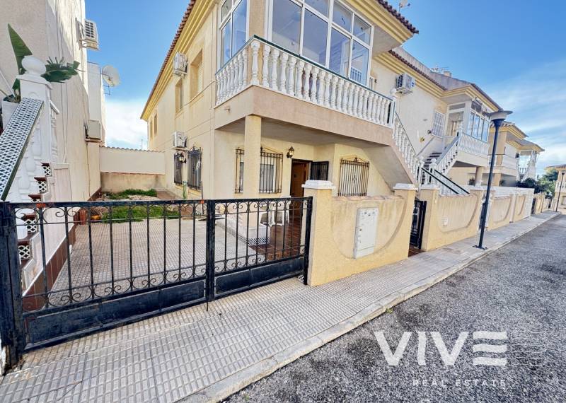Wohnung - Verkauf - Orihuela Costa - La Zenia