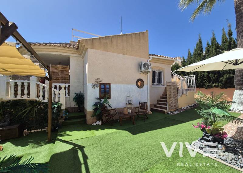 Detached Villa - Verkauf - Orihuela Costa - Villamartin