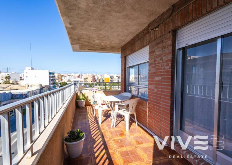 Lägenhet - Försäljning  - Torrevieja - Torrevieja
