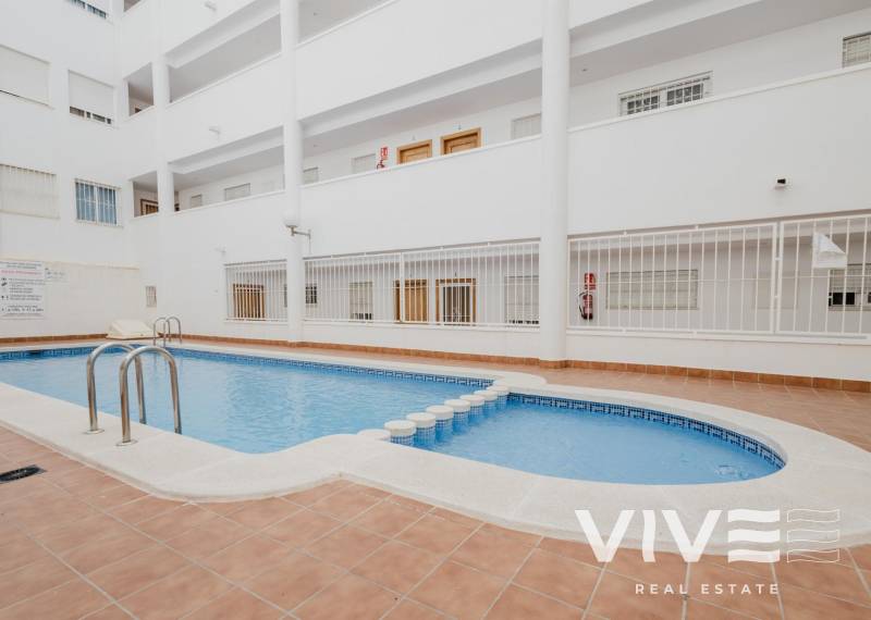 Wohnung - Verkauf - Torrevieja - Villa Madrid