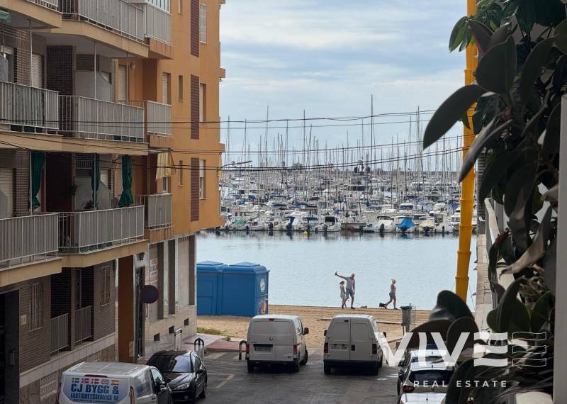 Apartamento - Segunda mano - Torrevieja - Torrevieja