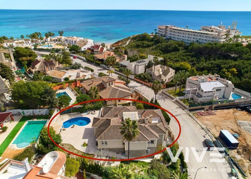 Detached Villa - Resale - Orihuela Costa - Dehesa De Campoamor