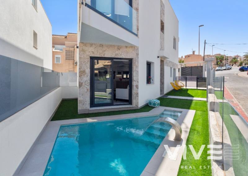 Detached Villa - New Build - Torrevieja - La Mata