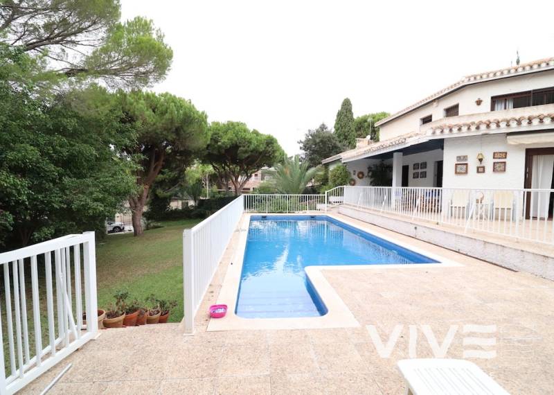 Detached Villa - Resale - Orihuela Costa - Campoamor