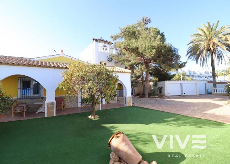 Detached Villa - Resale - Orihuela Costa - Los Dolses