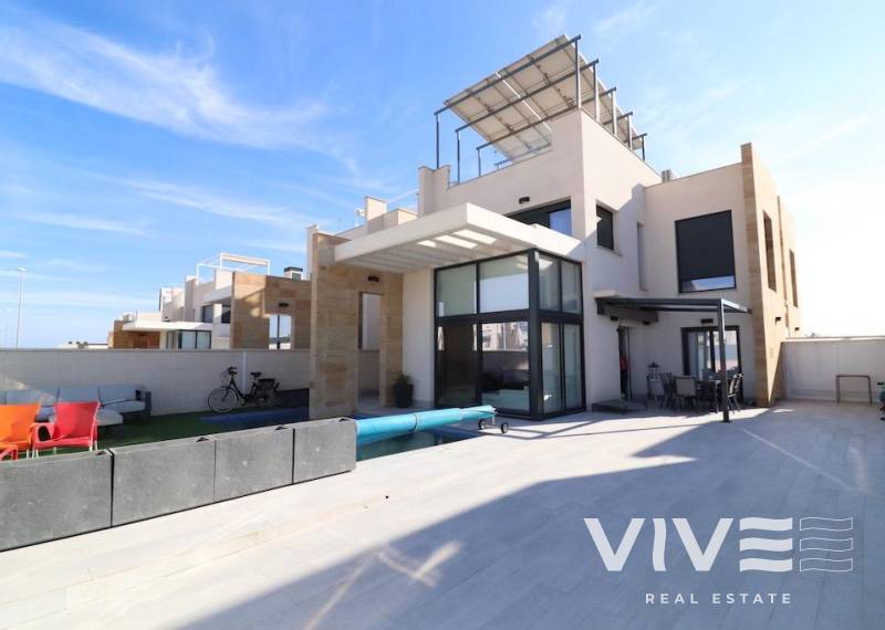 Detached Villa - Resale - Orihuela Costa - Lomas de Cabo Roig