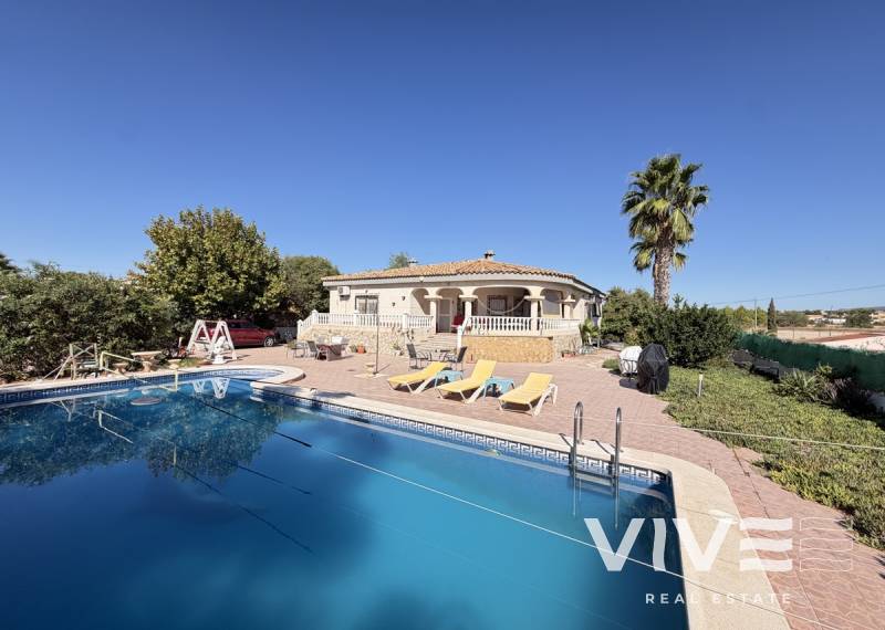 Detached Villa - Segunda mano - Gea de Truyols - Gea de Truyols